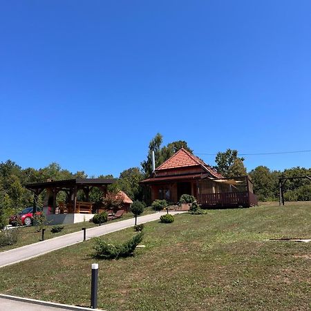 Kuca Za Odmor Markoci Rakovica Buitenkant foto