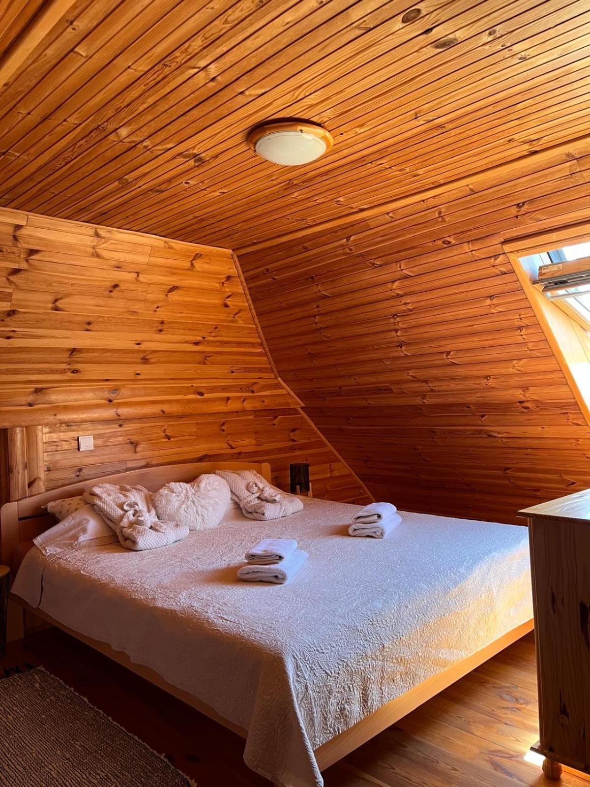 Kuca Za Odmor Markoci Rakovica Buitenkant foto